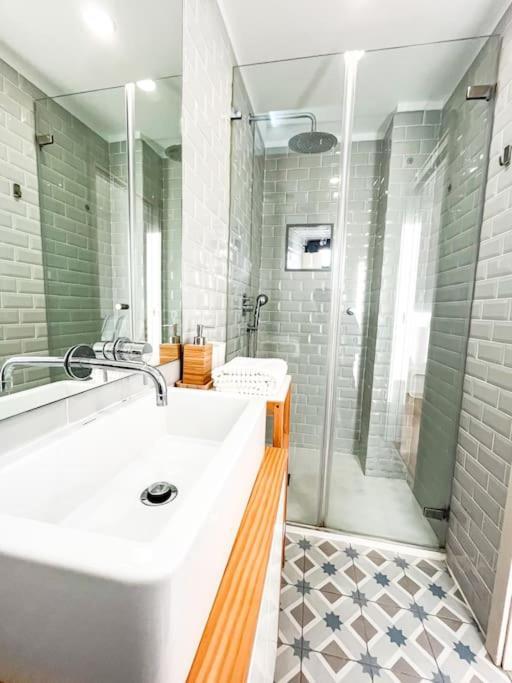 Charming Lapa By Unique Hosts Appartamento Oporto